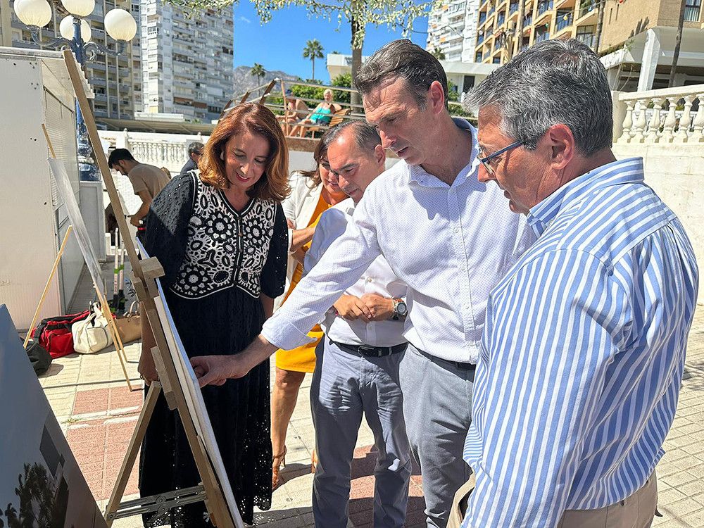 Reunión del presidente de la Diputación con el alcalde de Benalmádena para desbloquear los tramos pendientes de la Senda Litoral