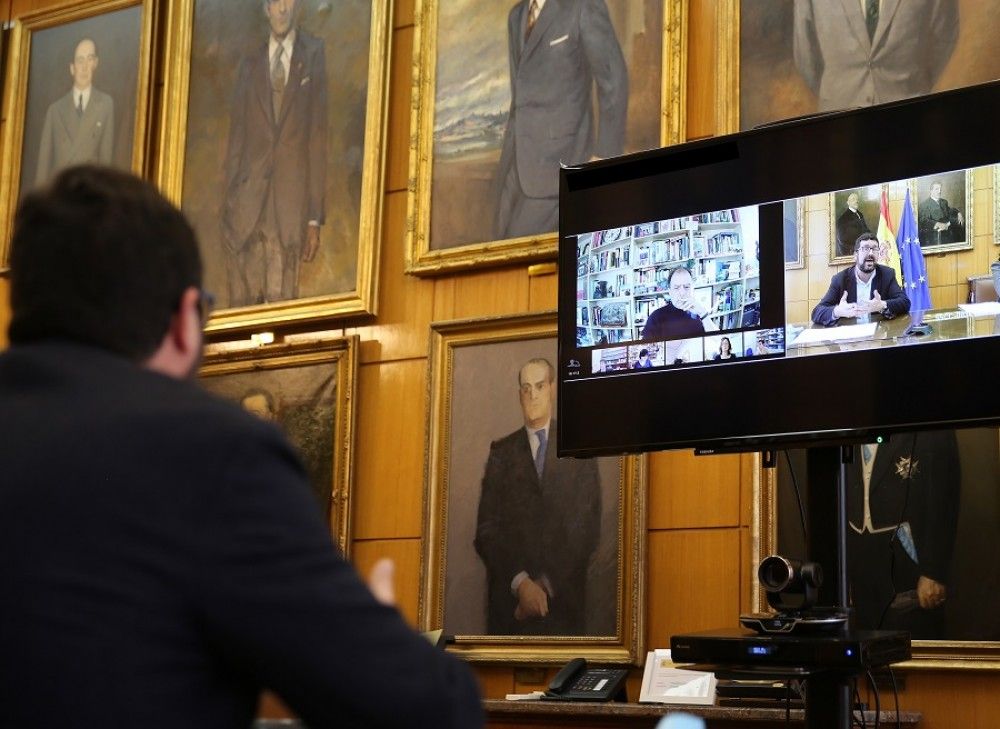 Trabajo constituye la Comisión Asesora que fijará el objetivo de que el SMI alcance el 60% del salario medio español