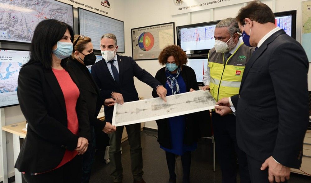 Más de 700 avisos al 112 por la cadena de terremotos en la provincia de Granada