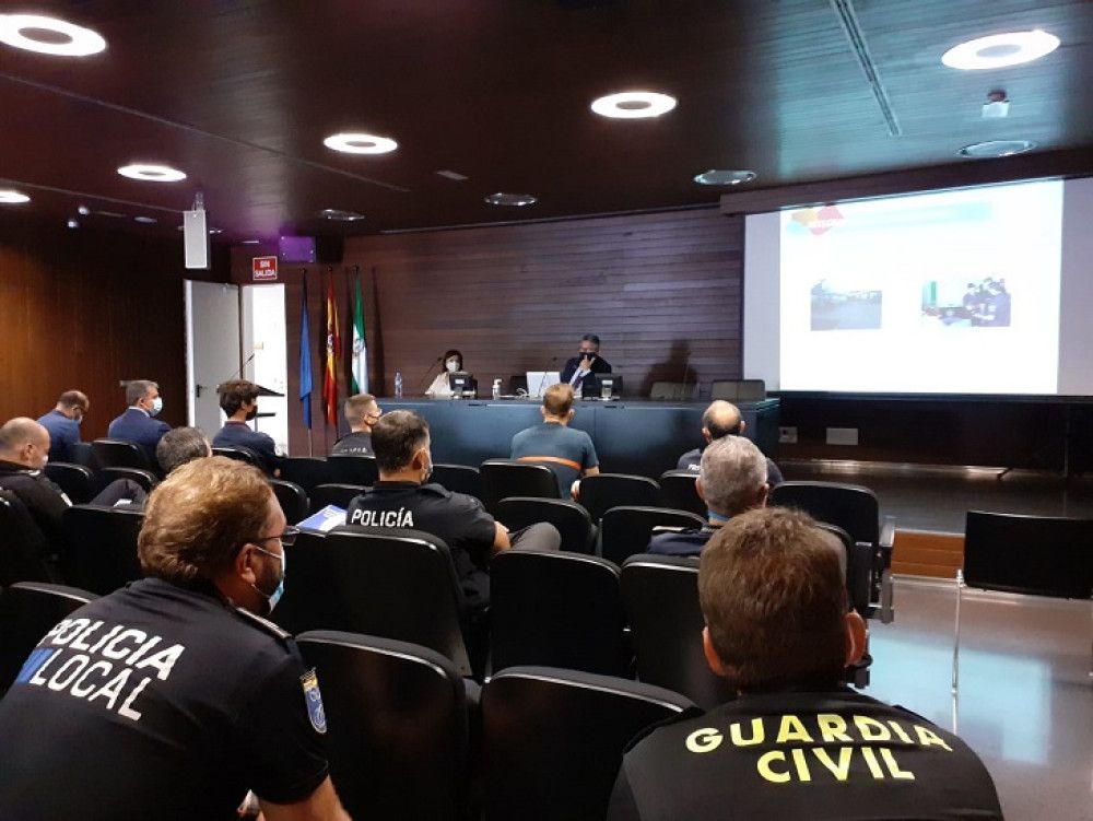 La Junta de Andalucía ofrece formación en seguridad y emergencias a cargos públicos municipales