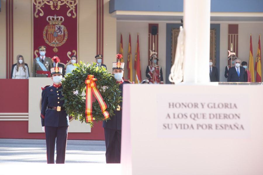 Los reyes presiden el desfile por el Día de la Fiesta Nacional