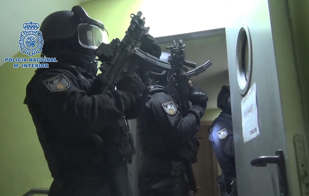La Policía Nacional desarticula en León un grupo criminal especializado en atracos a entidades bancarias