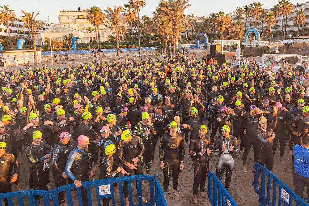 Los triatletas Nicolas Mann y Nikki Bartlett, campeones de la quinta edición del Iroman 70.3 Marbella