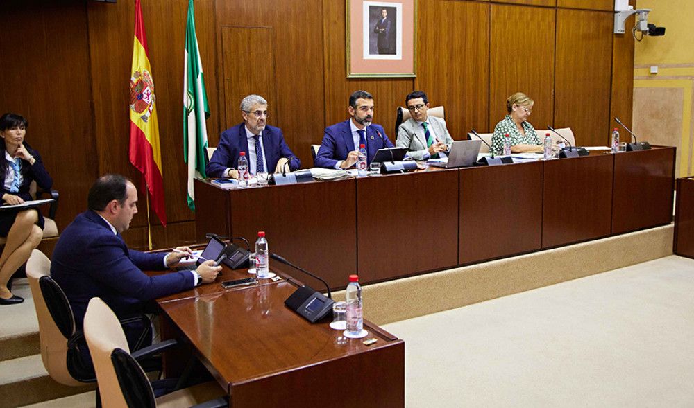 El consejero de Sostenibilidad destaca la red de viveros públicos para la reforestación de zonas incendiadas