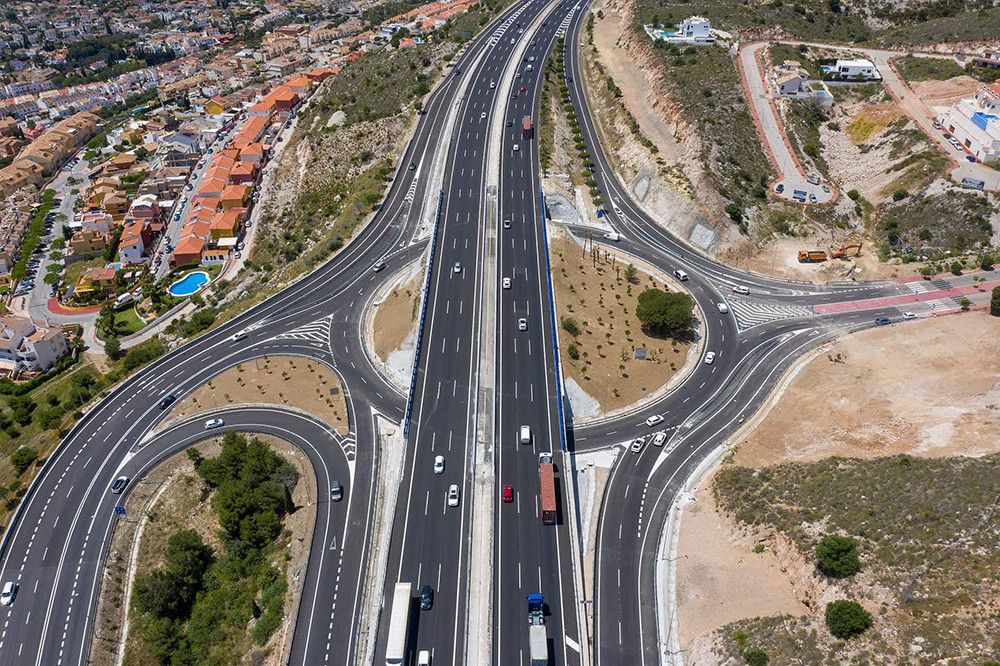 Afecciones al tráfico en la autopista AP-7 por obras de conservación en el Enlace de Benalmádena Este