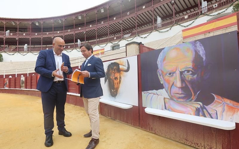 Artistas plásticos rinden homenaje a Picasso en el ruedo de La Malagueta
