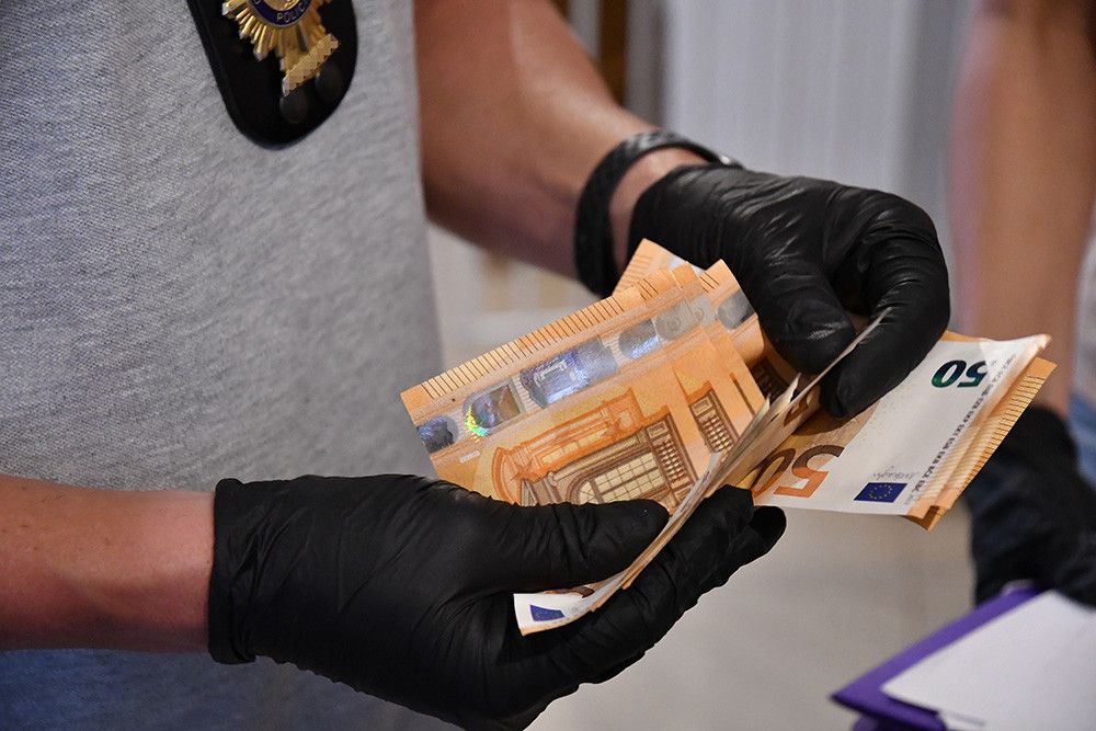 Detenidos cinco miembros de una organización que enviaba droga desde Málaga hasta Dinamarca