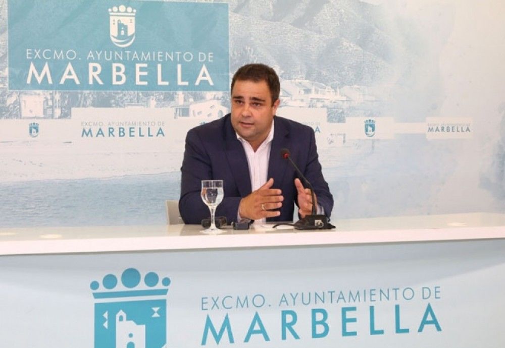 El PSOE pide al Ayuntamiento que dote de dispositivos con acceso a internet a los alumnos de Marbella que carezcan de ellos