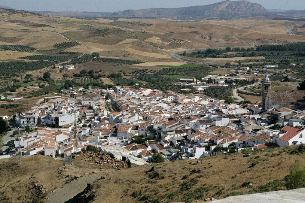 La Diputación y la Junta convocan a personal técnico de los territorios de interior para debatir sobre la generación de empleo y riqueza en la provincia