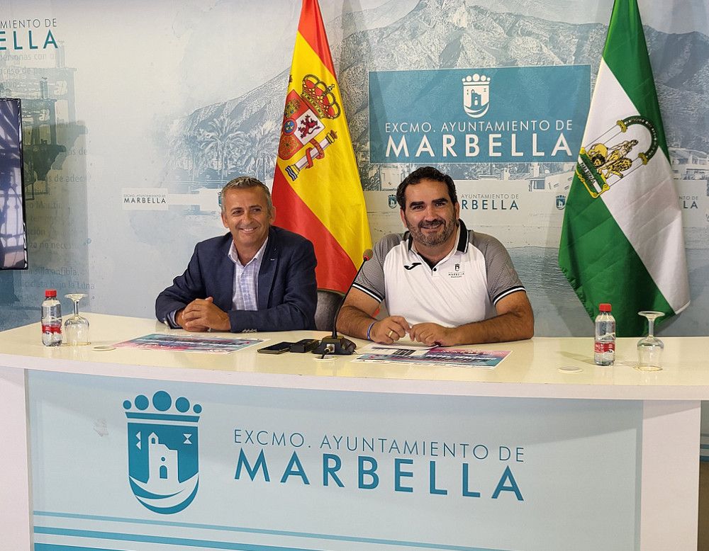 El Ayuntamiento de Marbella y la Federación Andaluza de Pádel suscriben un acuerdo para la promoción de competiciones en la ciudad y que dará inicio con un clinic femenino el 23 de octubre
