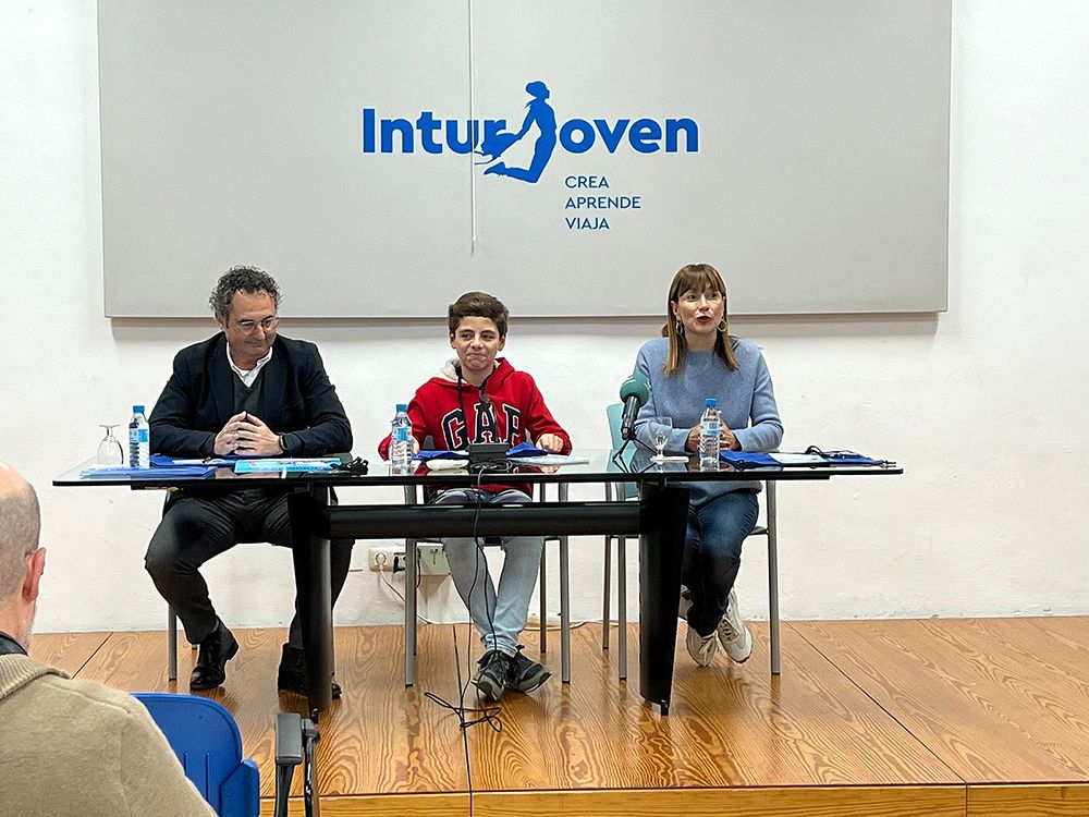 La delegada territorial de Inclusión Social, Juventud, Familias e Igualdad, Ruth Sarabia, ha inaugurado el foro. / Del. Gob. Málaga