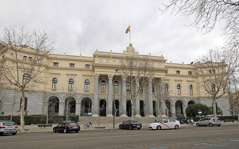 Habría que organizarlo todo de nuevo