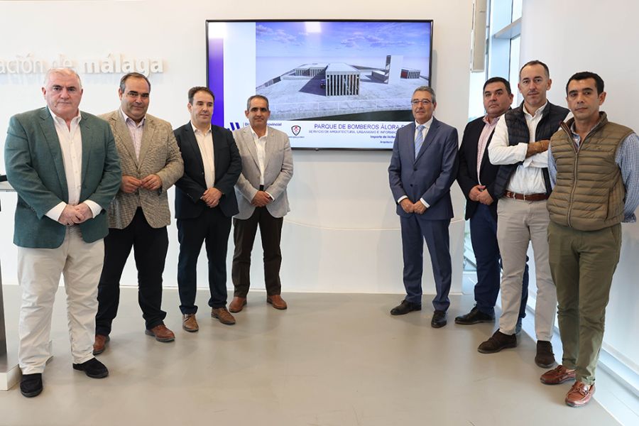 La Diputación invertirá 2,6 millones de euros en el nuevo parque de bomberos de Álora-Pizarra