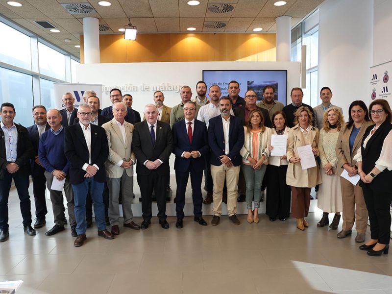 La Diputación completa la planificación de emergencia y autoprotección de la provincia con la entrega de planes a 32 municipios