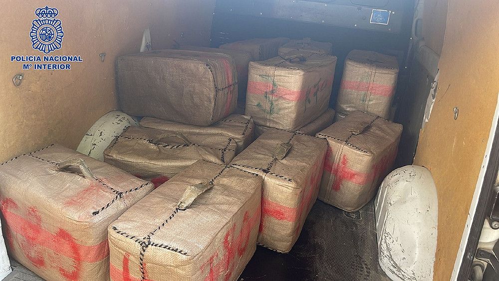 Desarticulada en Marbella y Alhaurín el Grande una organización dedicada al tráfico internacional de hachís y marihuana