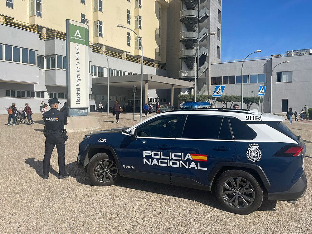 La Policía Nacional detiene a una mujer de 63 años tras ingresar en un hospital de Málaga con dolor abdominal y confirmarse que alojaba en su organismo 15 bellotas de hachís