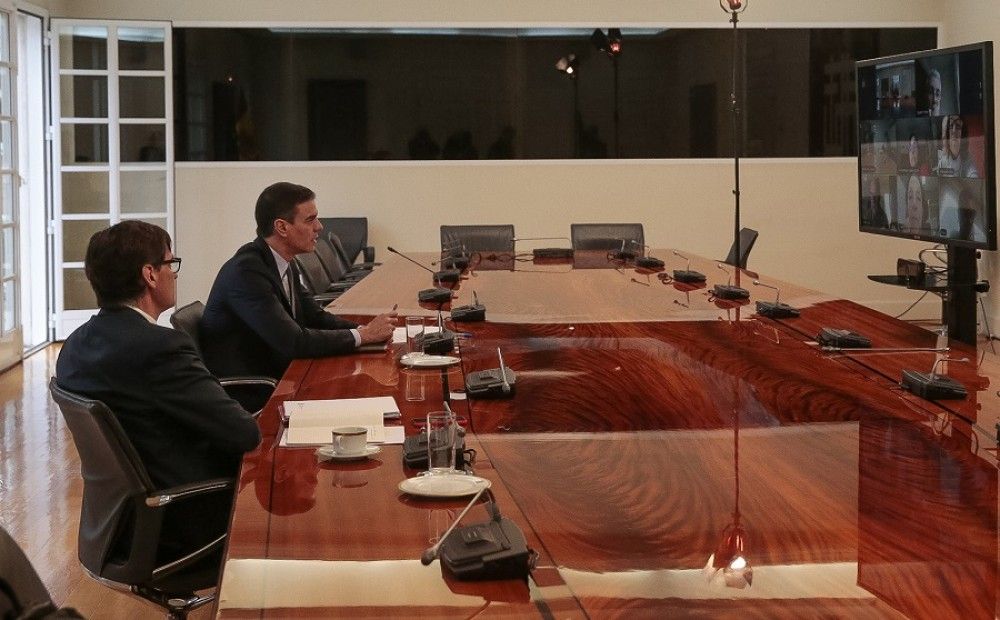 Pedro Sánchez preside la primera reunión del Comité Científico Técnico COVID 19