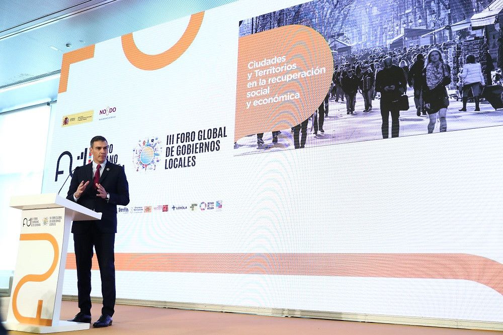 Pedro Sánchez destaca el acuerdo para aprobar los Presupuestos de 2022, que incluye un bono joven de 250 euros mensuales para el alquiler