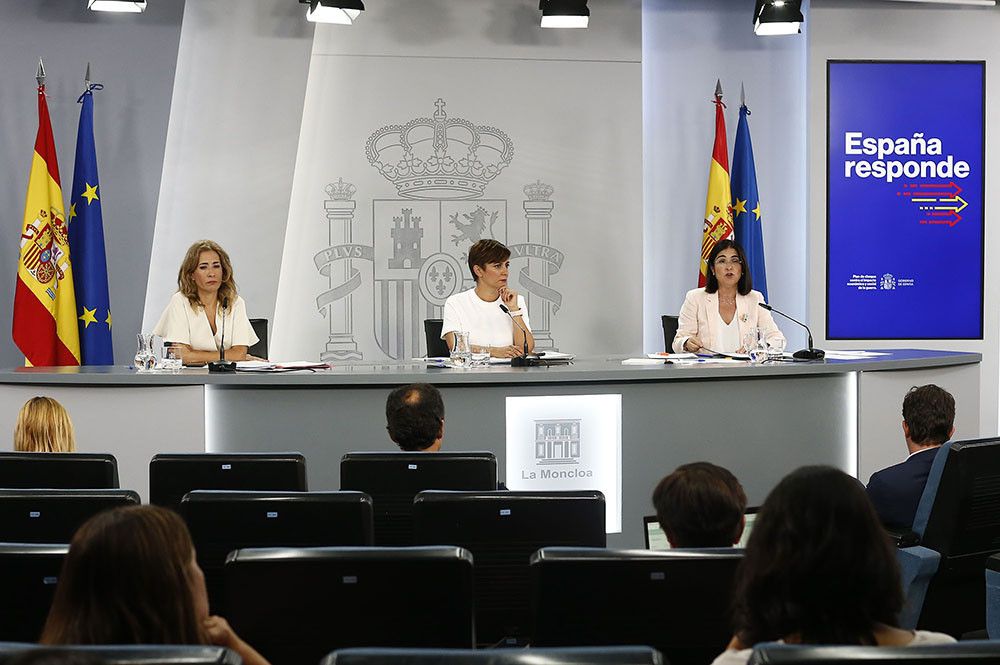 El Gobierno aprueba ayudas para paliar los daños de los incendios forestales de este verano