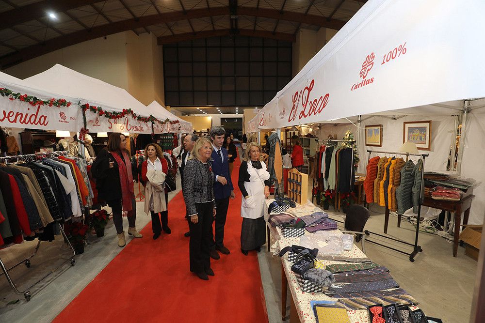 Inaugurado el XVIII Bazar Navideño de Cáritas, que se celebra hasta el domingo