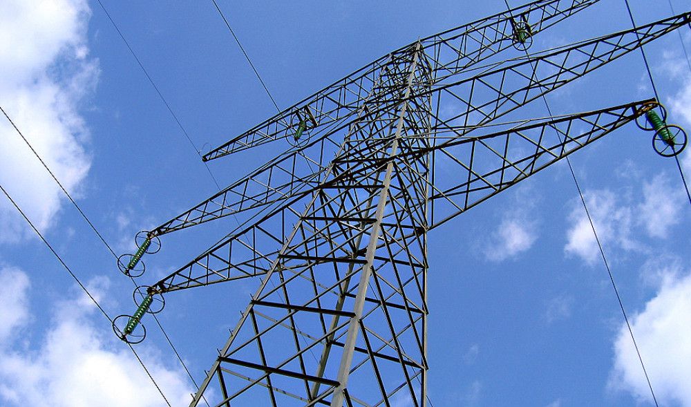 Un protocolo con comercializadoras de energía agilizará las ayudas para pymes y autónomos