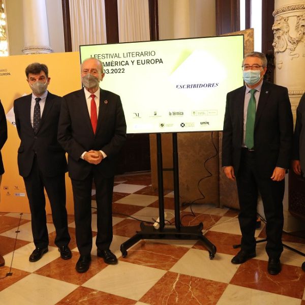 Vargas Llosa y Cărtărescu abrirán el primer festival literario ESCRIBIDORES, en el que participarán más de 30 figuras de América y Europa