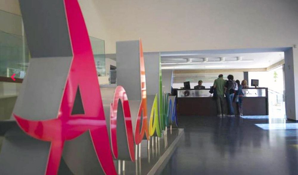 Las oficinas de turismo de la Junta atendieron en 2022 más de 1,2 millones de consultas