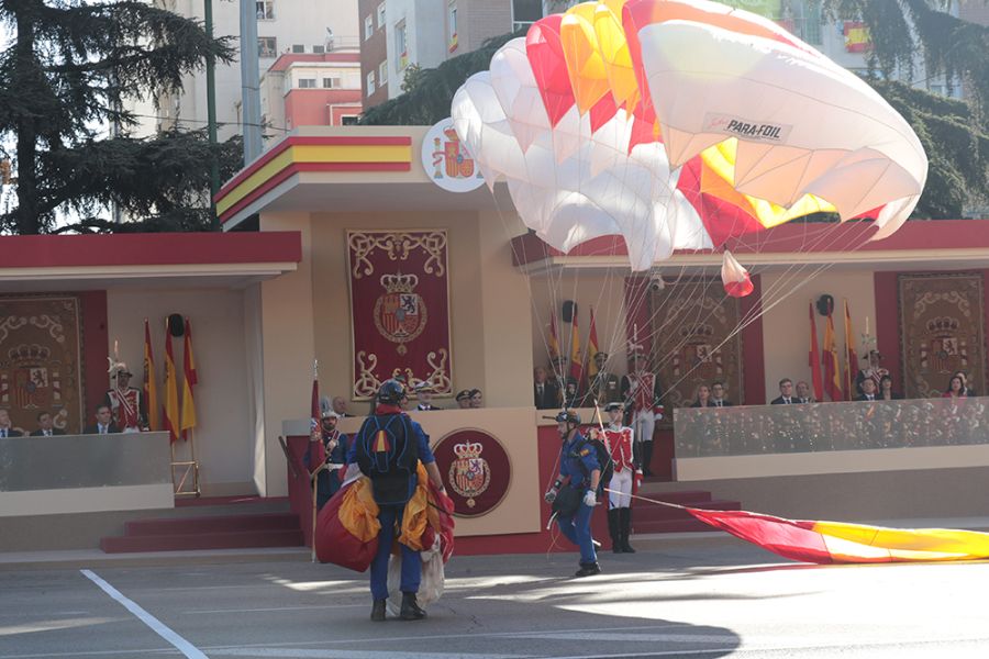 Los reyes han presidido el desfile por el Día de la Fiesta Nacional