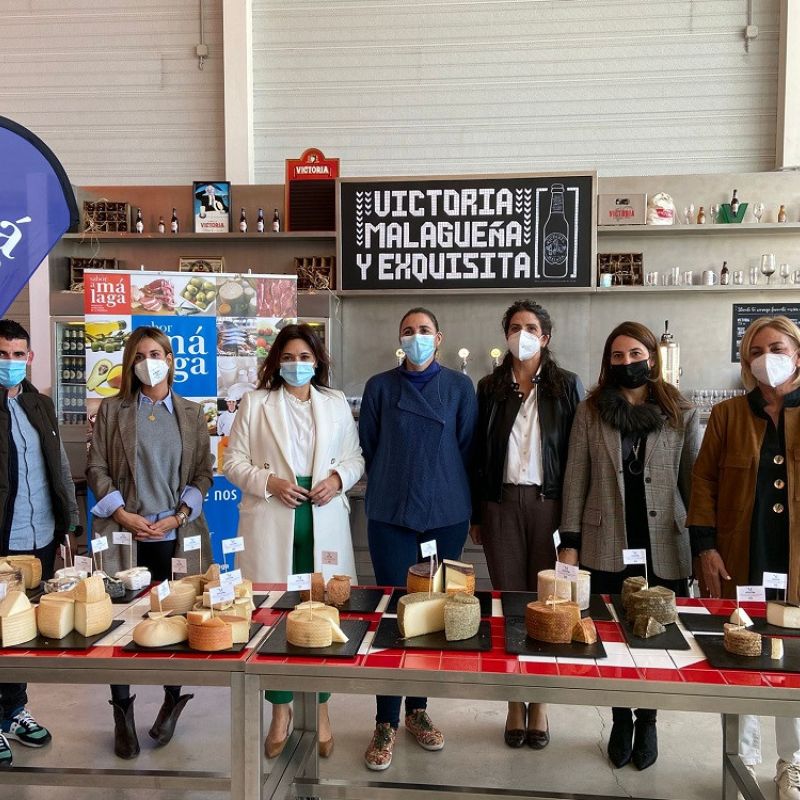Las queserías Santa María del Cerro, El Arconocal, El Pinsapo, Agamma y Argudo, ganadoras del IV Concurso de Quesos de Cabra que organiza la Diputación para promocionar el sector lácteo de la provincia