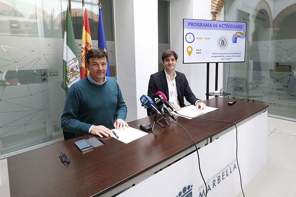 La V Feria de Empleo tendrá lugar mañana miércoles en el Palacio de Congresos y se complementará por primera vez con otra específica de formación que se celebrará el viernes 17