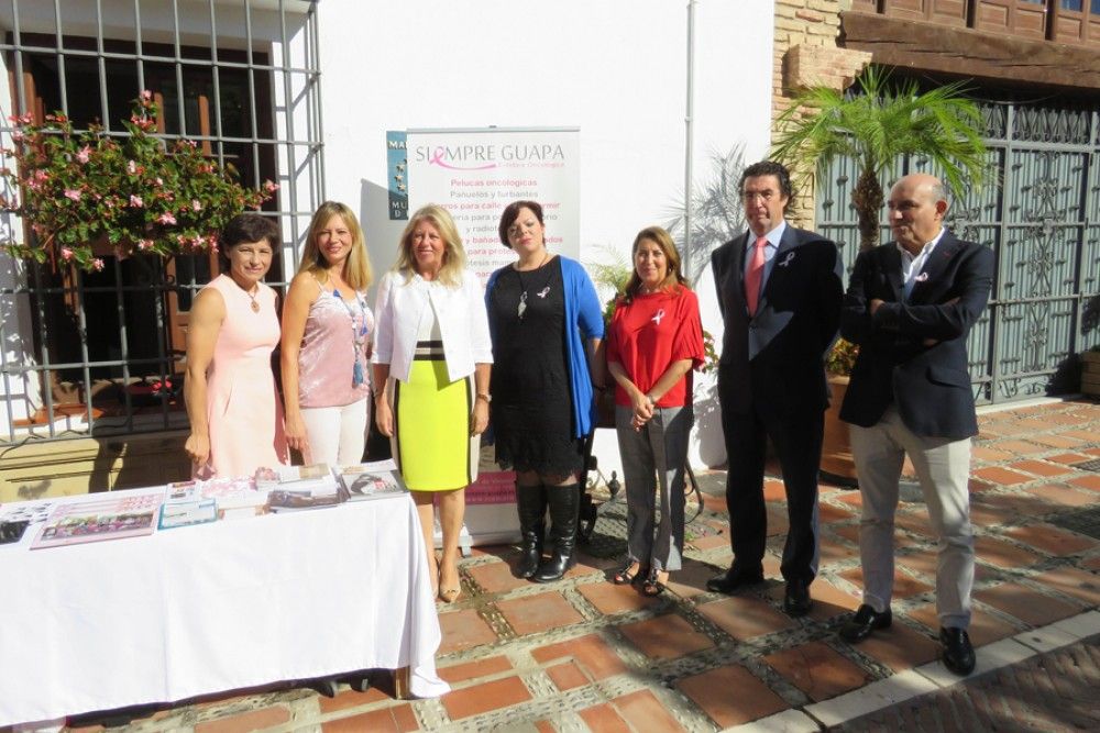 Marbella se sumará a la conmemoración del Día Mundial contra el Cáncer de Mama con la iluminación de los edificios municipales en color rosa