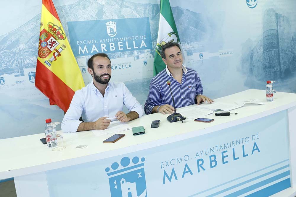 El servicio de transporte público urbano supera los 1,7 millones de viajeros en el trimestre estival y registra un aumento del 18% respecto al pasado año