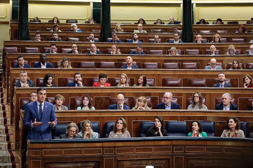 El presidente del Gobierno defiende que los datos económicos demuestran "la validez y eficacia" de la respuesta del Ejecutivo a la guerra