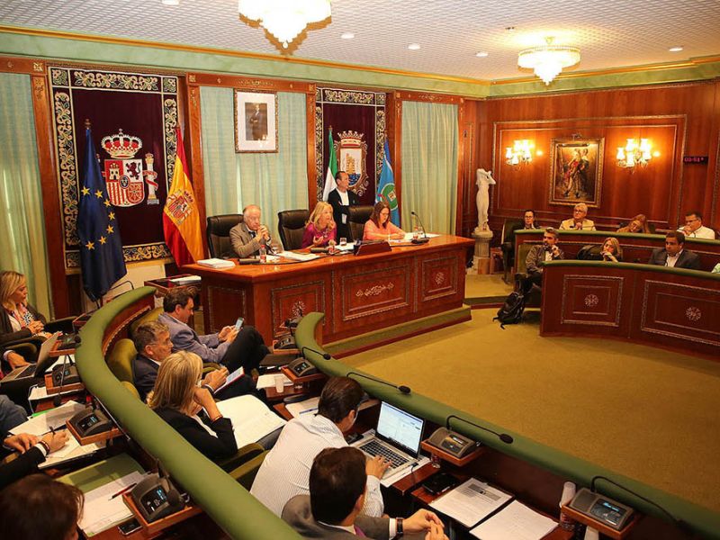 PSOE y OSP solicitarán un pleno extraordinario para que la alcaldesa dé explicaciones sobre los "escándalos" que la rodean