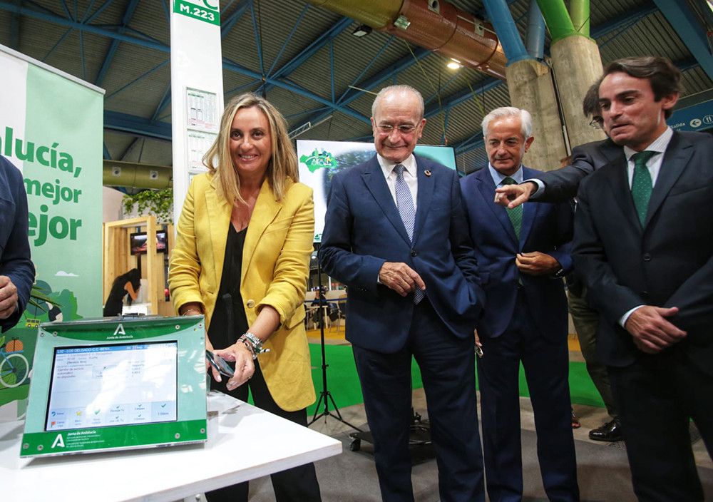 El próximo lunes se inicia en Rincón de la Victoria el pago del transporte público a través del móvil