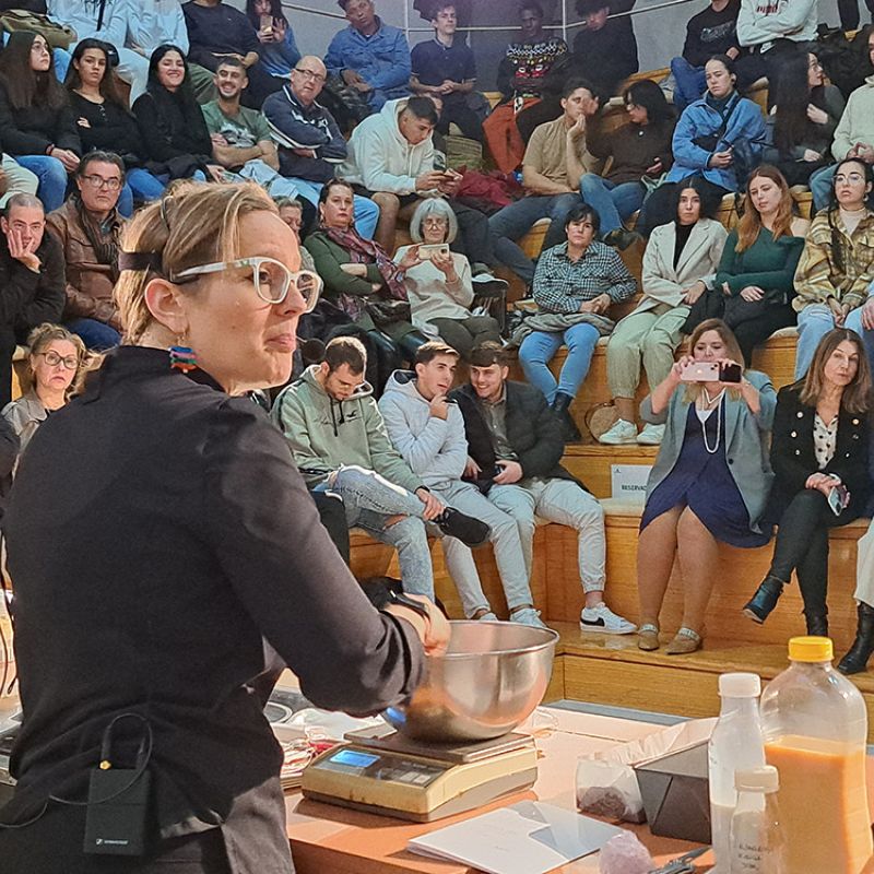 Empleo organiza una jornada gastronómica para más de 150 estudiantes de hostelería de Málaga