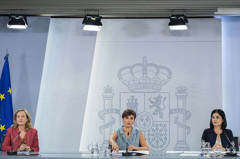 El Gobierno estabiliza el empleo y limita la temporalidad en el sistema sanitario público siguiendo lo ordenado por la UE