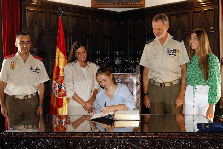 Comienza la preparación militar de la princesa Leonor