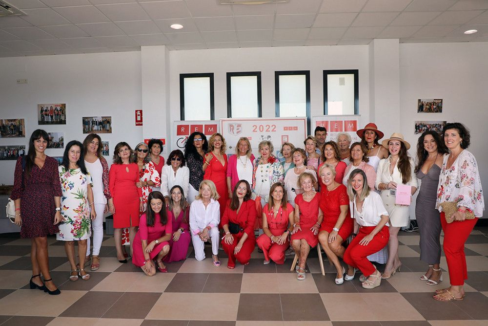 La alcaldesa apoya a REM en la puesta en marcha de unas jornadas de ocio cultural y destaca su labor “en el fomento de un empresariado femenino que es esencial para el crecimiento de la ciudad”