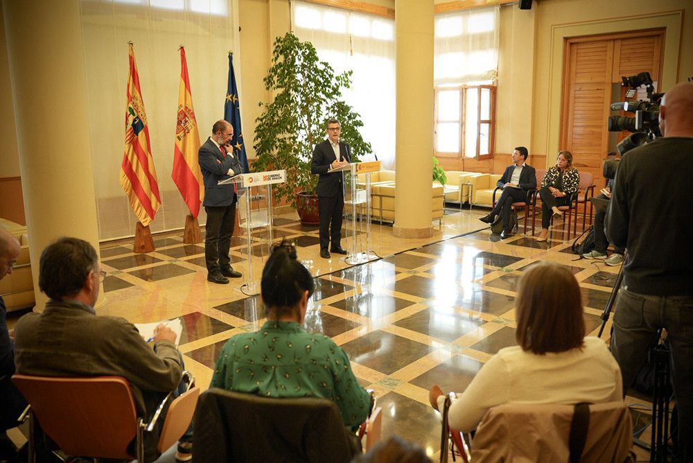 El ministro de Presidencia defiende que el paquete de medidas fiscales del Gobierno favorece a la mayoría de la población