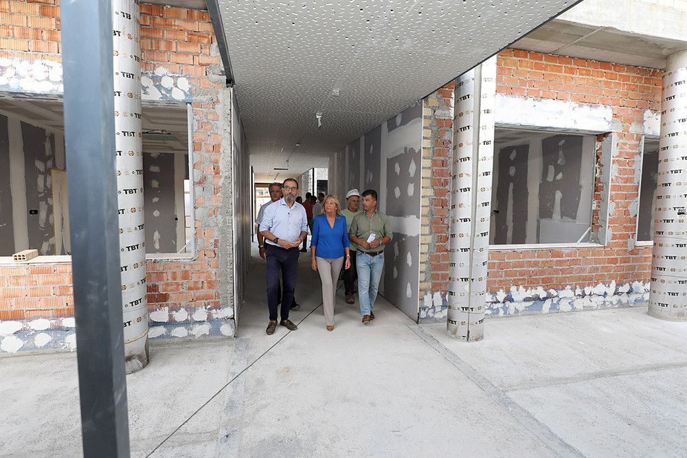 Las obras del nuevo centro de salud de Las Chapas, que multiplicarán por cinco la superficie del actual consultorio, estarán concluidas a final de año