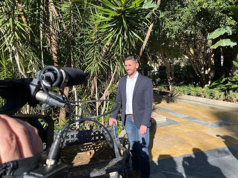 Ciudadanos denuncia la tala indiscriminada de árboles en Marbella y acusa al gobierno local de buscar “coartadas” para hacerlo