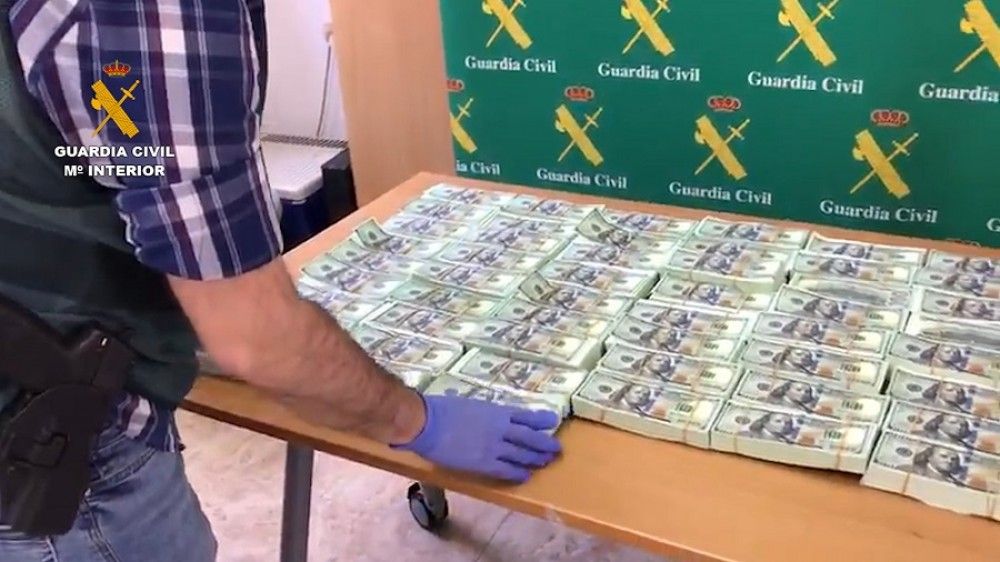 Sesenta detenidos en Valencia por estafar usando el timo de adelantar dinero para cobrar una herencia