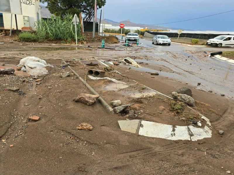 Las lluvias y tormentas dejan 155 incidencias en Andalucía, 121 de ellas en Almería