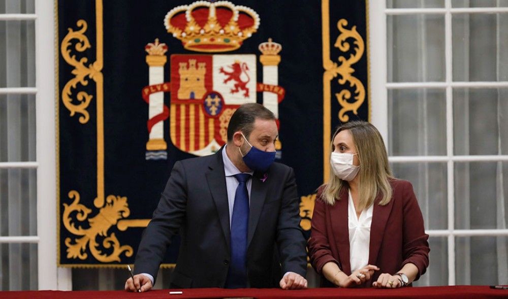Gobierno central y Junta firman los acuerdos para el fomento de 1.064 nuevas viviendas en alquiler