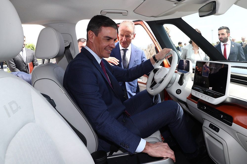 Presentado en Sagunto el proyecto de la primera fábrica de baterías para coches eléctricos en España
