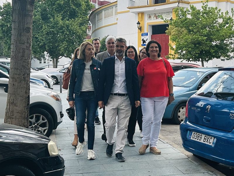 El PSOE cierra la campaña con una llamada a votar por la "decencia y la honestidad" frente a la "mafia y la corrupción"