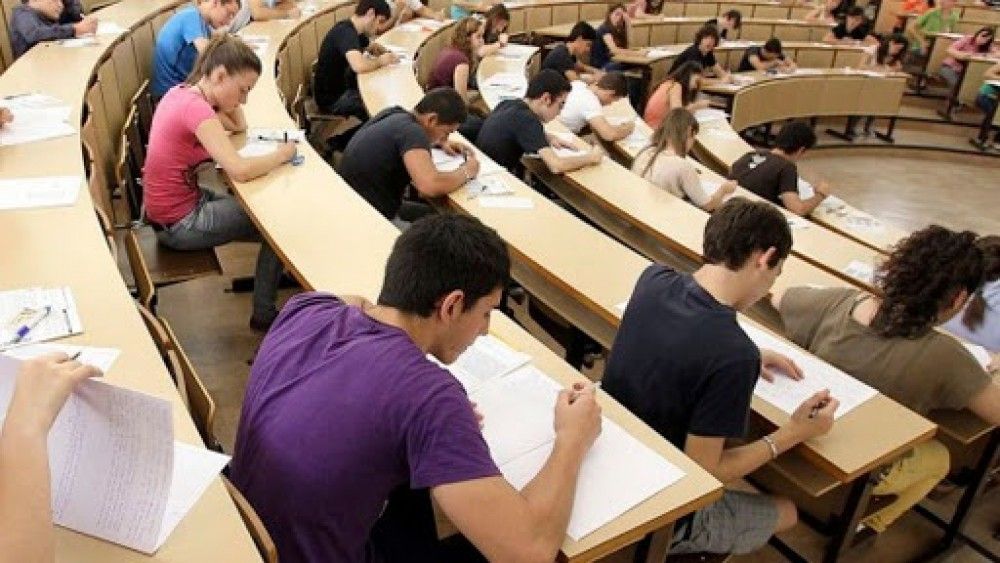 La Prueba de Acceso a la Universidad se realizará en aulas con un tercio de capacidad y mascarillas