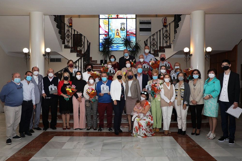 Celebrado un homenaje a los mayores promovido por la asociación de vecinos El Calvario-Huerta Belón