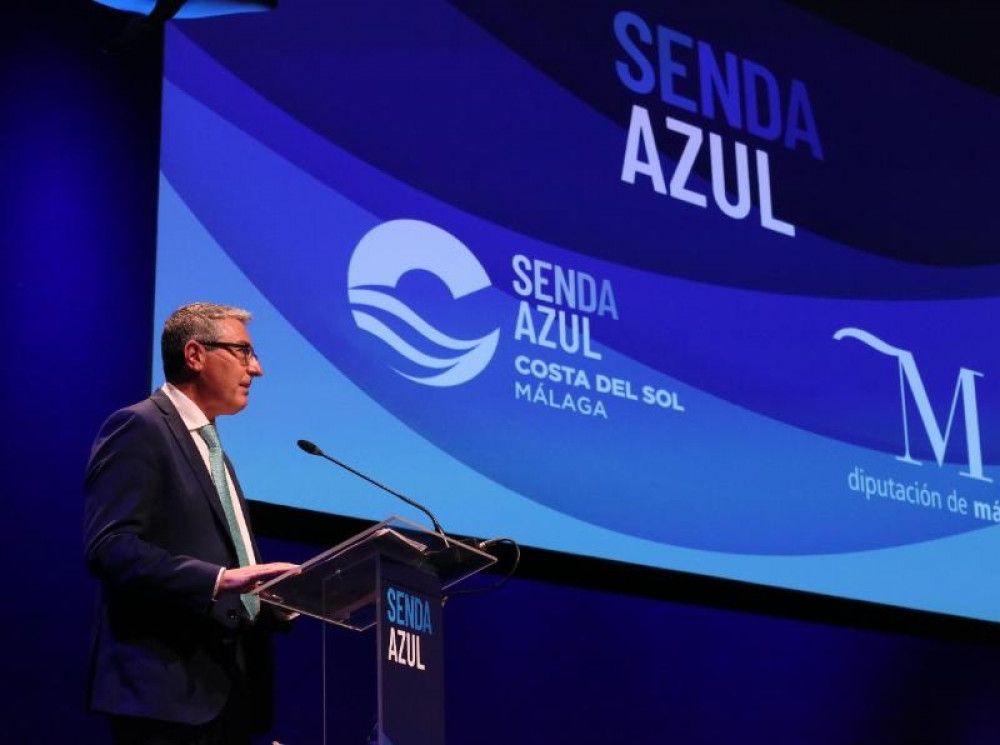 La "Senda Azul" creará arrecifes artificiales y bases náuticas en el litoral malagueño para potenciar la economía azul en la provincia